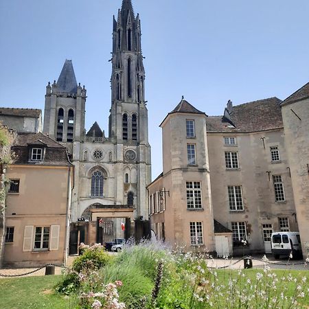 Pierres Et Jardins Bed & Breakfast Senlis  Exterior foto