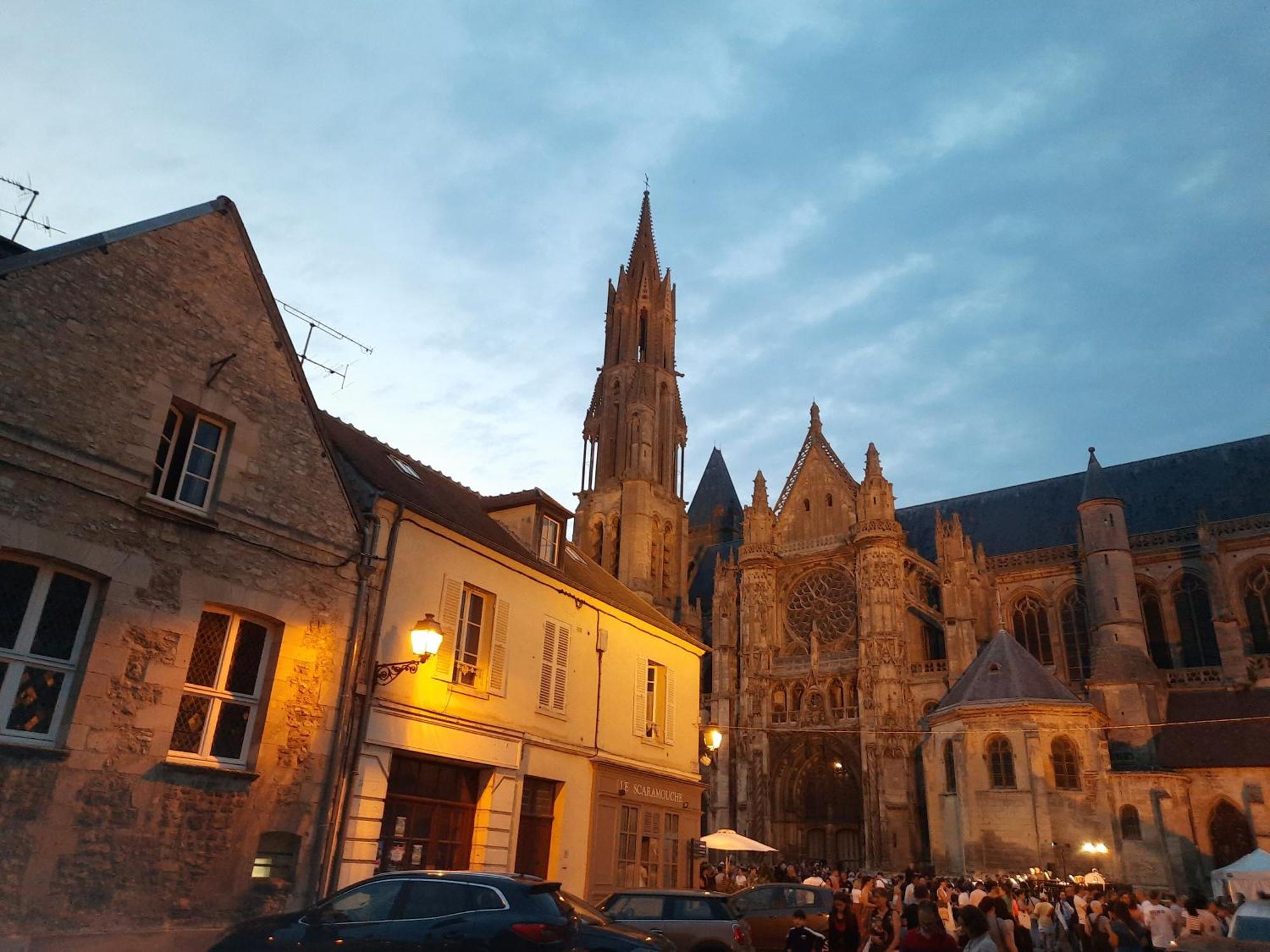 Pierres Et Jardins Bed & Breakfast Senlis  Exterior foto