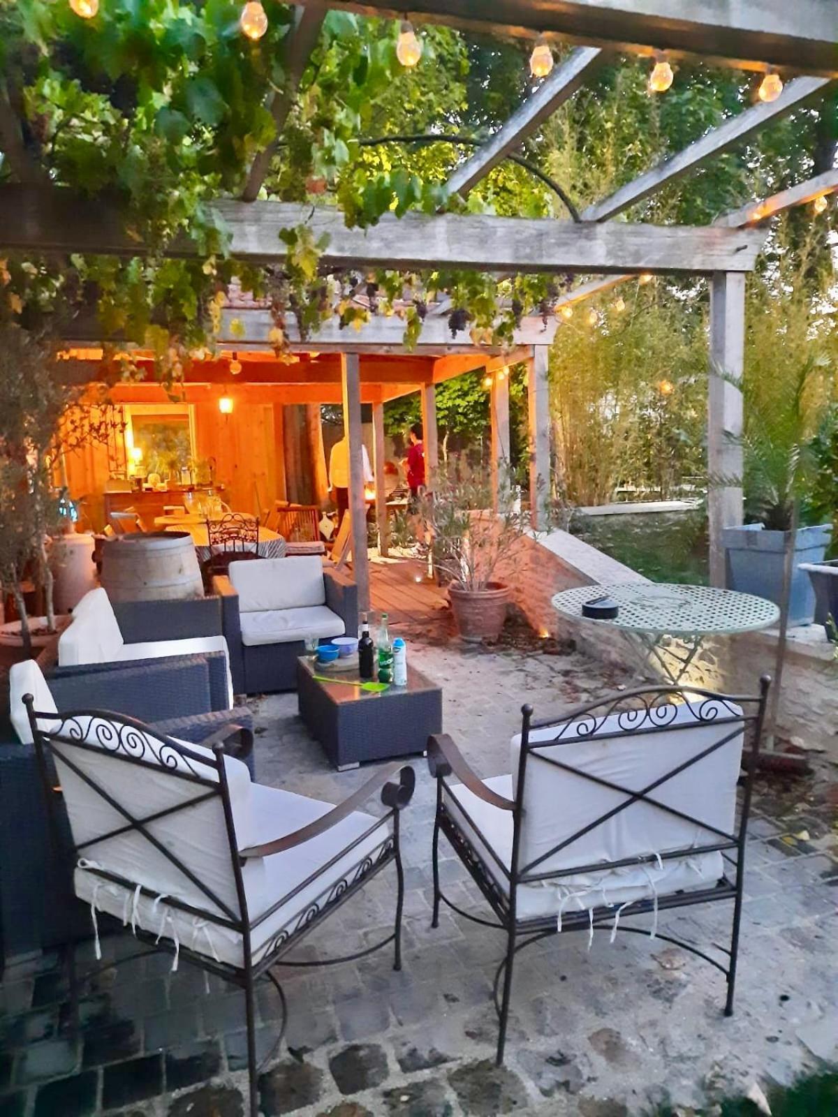 Pierres Et Jardins Bed & Breakfast Senlis  Exterior foto